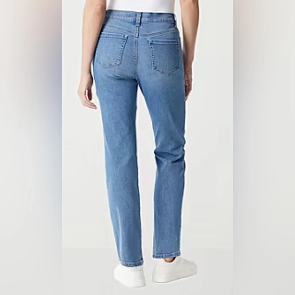 Gloria Vanderbilt Mid-Wash Amanda Classic Straight Leg Jeans Size 6 - Picture 13 of 13